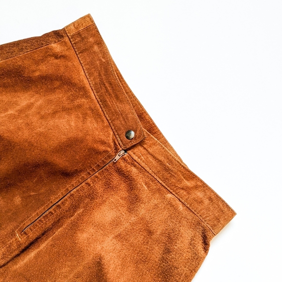 Vintage Suede Skirt - Picture 2 of 3